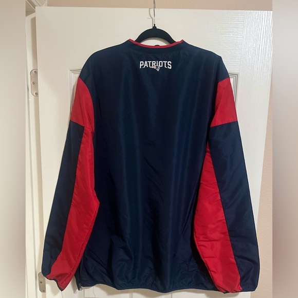 NWT Men’s New England Patriots V Neck Blue Red NFL Logo Sports Jacket. Size XXL. - Picture 3 of 5